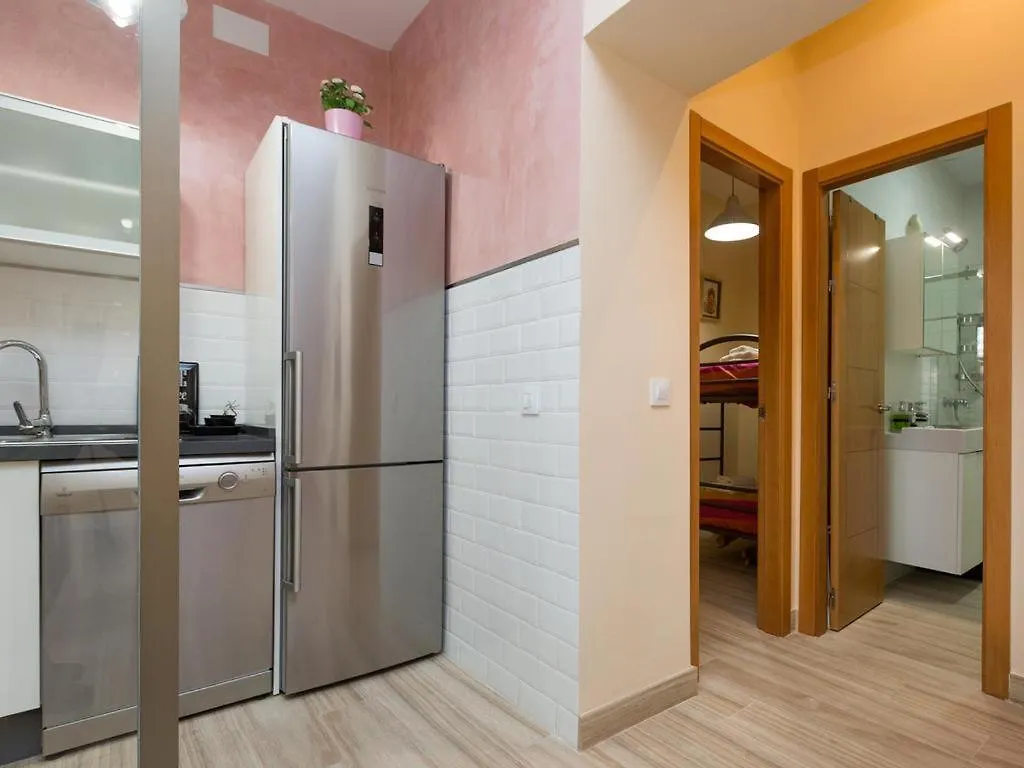 3 Bedrooms Apartment In The Historic Center By The River Seville 0*,