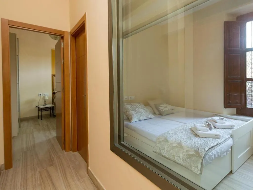 3 Bedrooms Apartment In The Historic Center By The River Seville